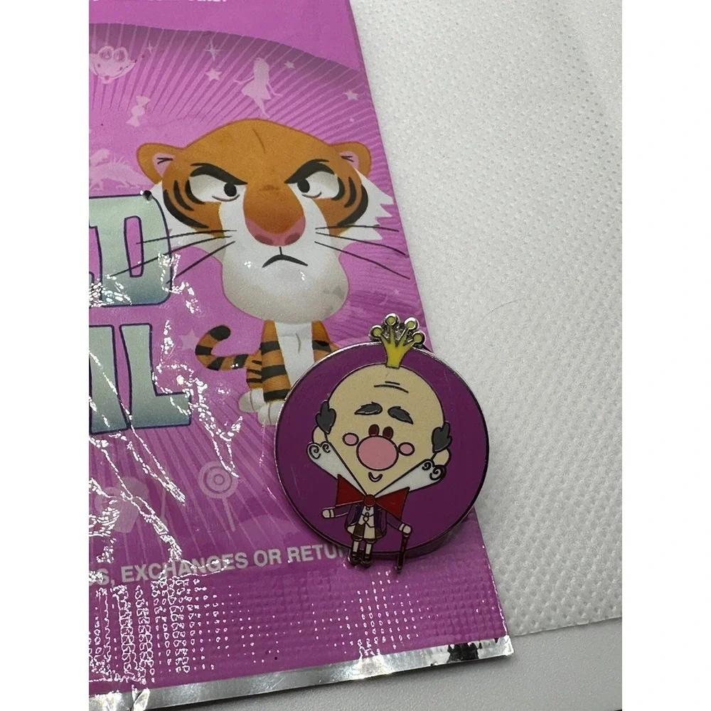 2016 Disney Pin King Candy World of Evil Series Mystery Pin Wreck It Ralph Turbo